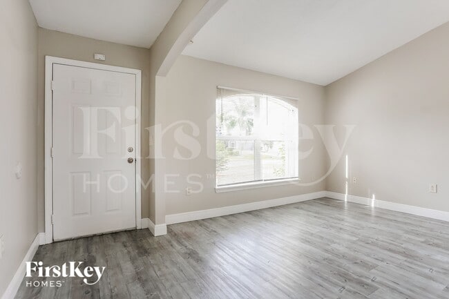 Foto del edificio - 419 SW Exmore Ave