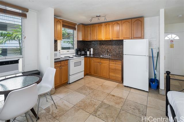 Foto del edificio - 240 Lili?uokalani Ave