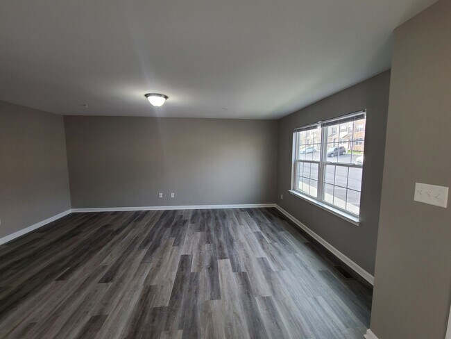 Foto del edificio - Beautiful End Unit Townhome in Waynesboro, PA