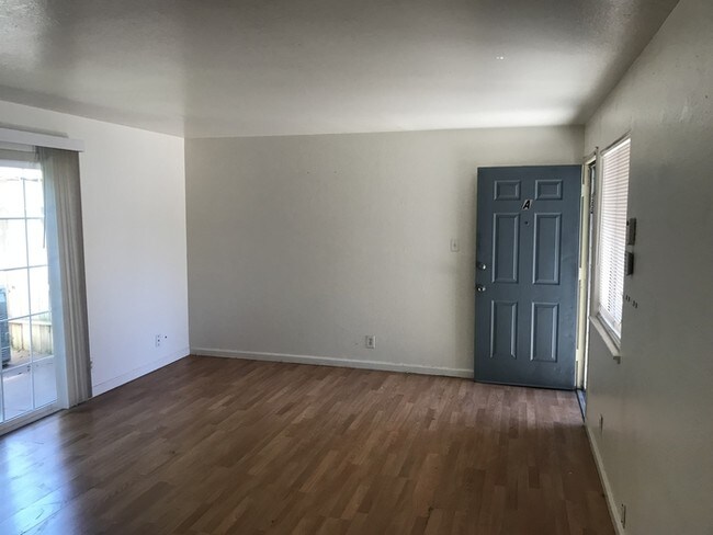 Foto del edificio - 2 Bed 1 Bath Apartment in Richmond