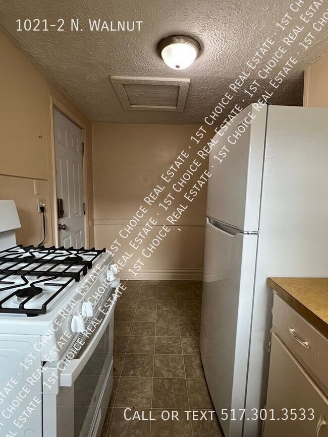 Photo - 1021-2 N. Walnut- Townhome