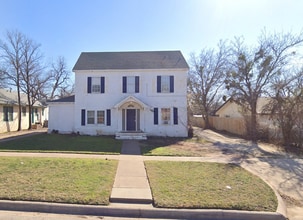 Building Photo - 649 E N 18th St