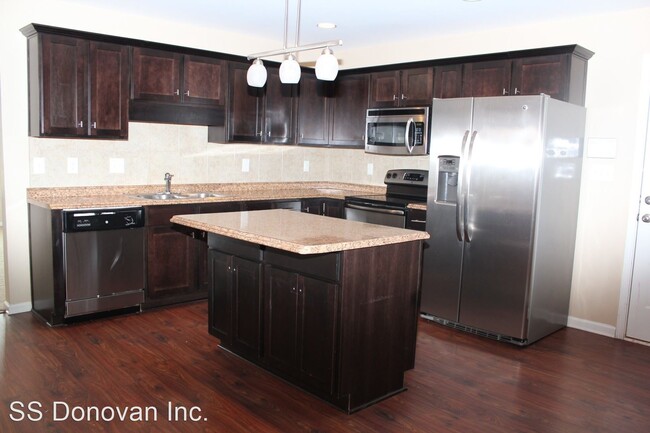 Foto del edificio - 3 br, 2.5 bath House - 475 New castle Lane