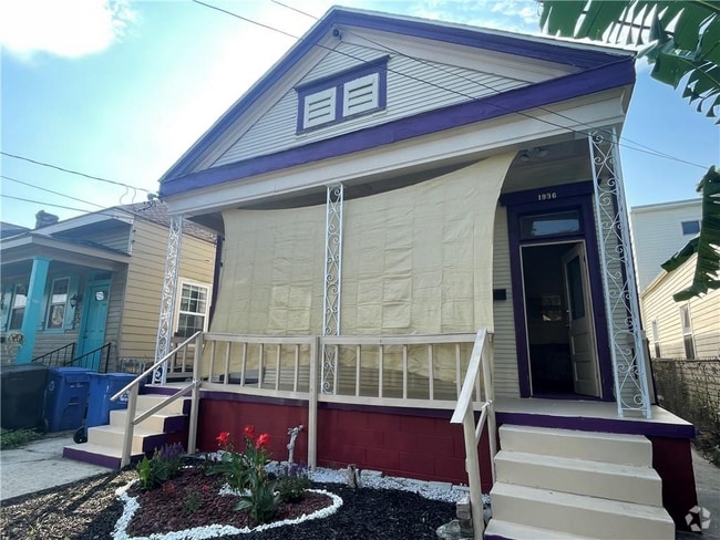 Front of House - 1934 Fern St