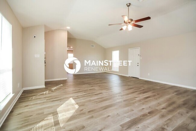 Building Photo - 3 Bedroom Pet-Friendly Home in Missouri City, TX with Main Street Renewal