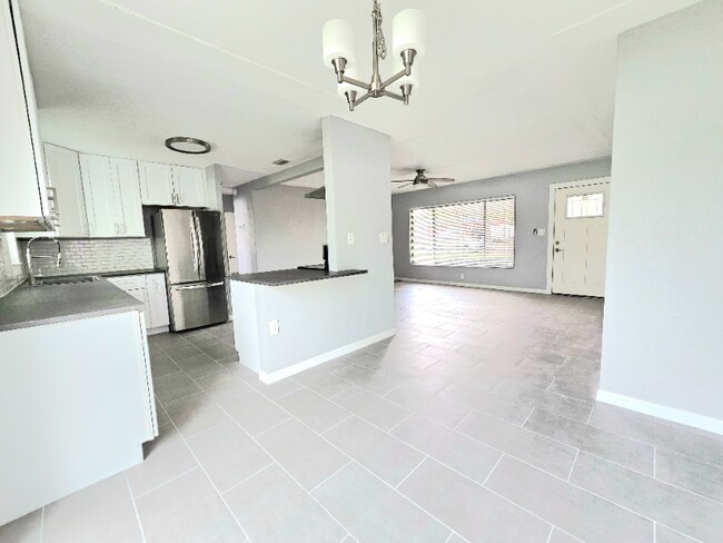 Building Photo - 5301 17th St N