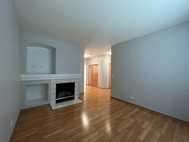 Building Photo - 1046 Chadwick Dr