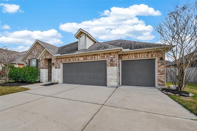 Building Photo - 107 Angel Hollow Ln