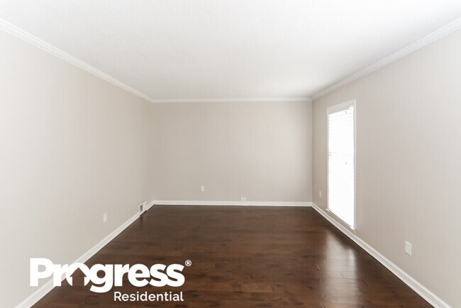 Foto del edificio - 7298 Cedar Ln Dr