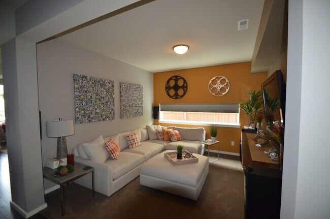 Foto del edificio - 5704 Franklin Ave SE