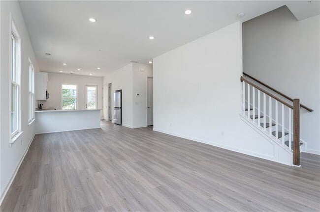 Building Photo - 101 Pearl St