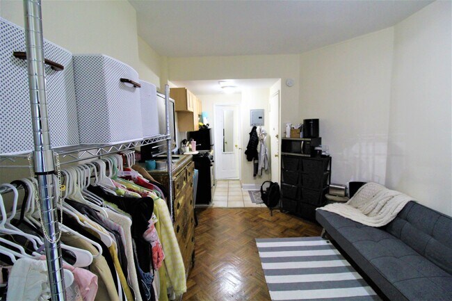 living area view 2 - 50 W 82nd St