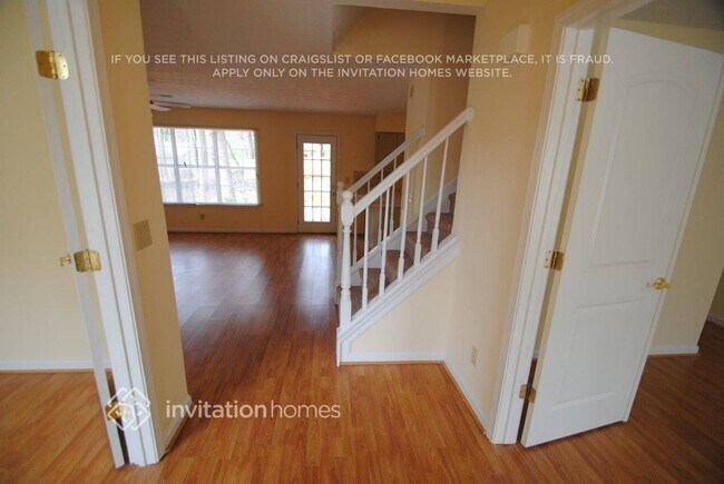 Foto del edificio - 4220 E Meadow Dr