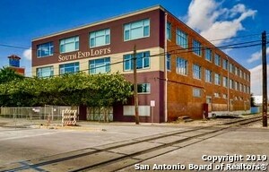 Foto principal - 1331 S Flores St