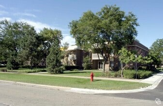 Building Photo - 430 N Wilke Rd