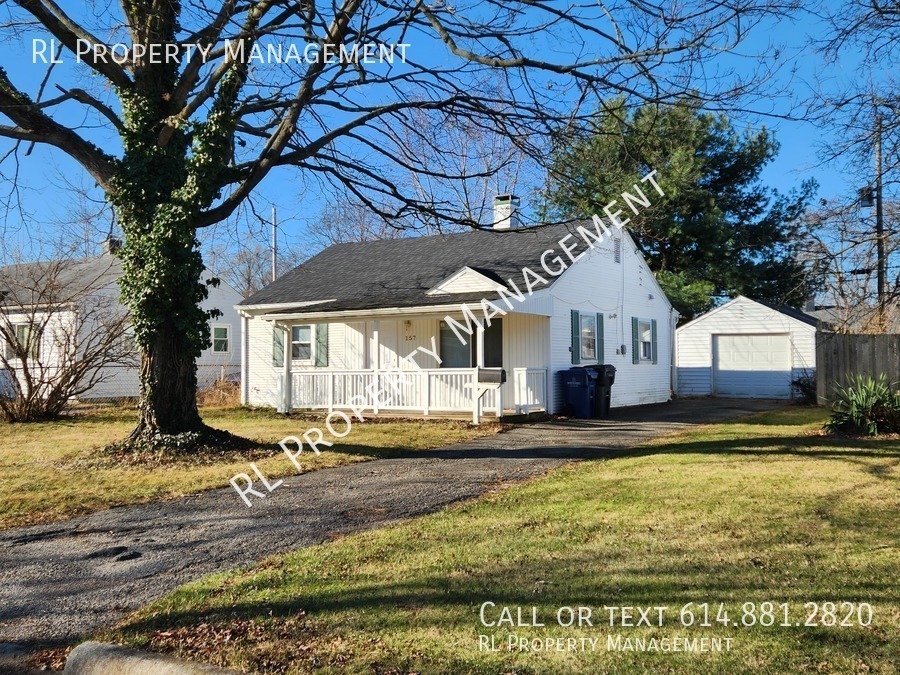 Primary Photo - Charming 3 bedroom 1 bathroom home in Whit...