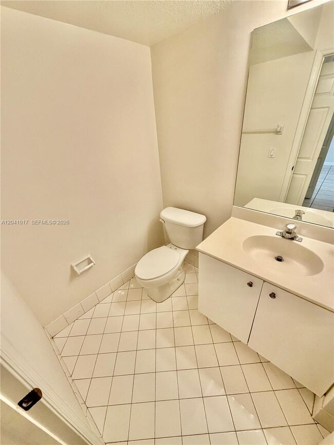 Foto del edificio - 5770 NW 113th Pl