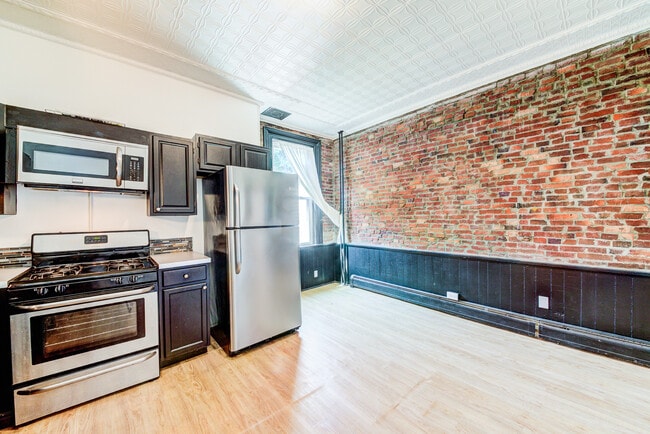 Building Photo - AVAILABLE AUGUST  - Incredible, Updated 4 ...