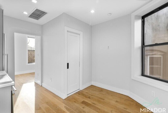 Building Photo - 1 bedroom in NEW YORK NY 10003
