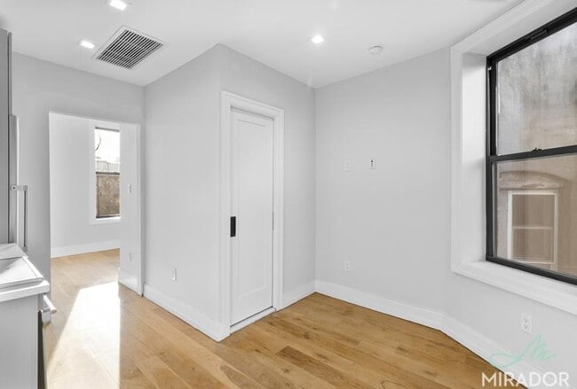 Building Photo - 2 bedroom in New York NY 10009