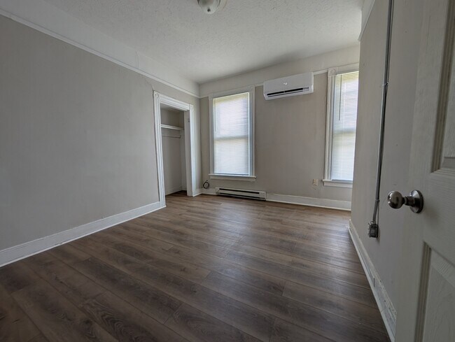 Foto del edificio - 809 Wise St