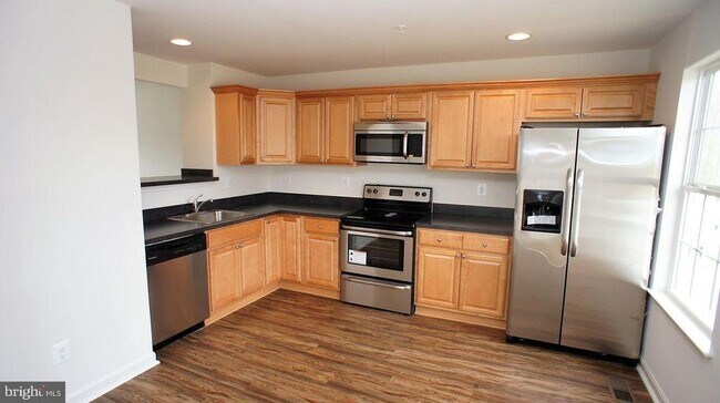 Foto del edificio - 1498 Wellspring Dr