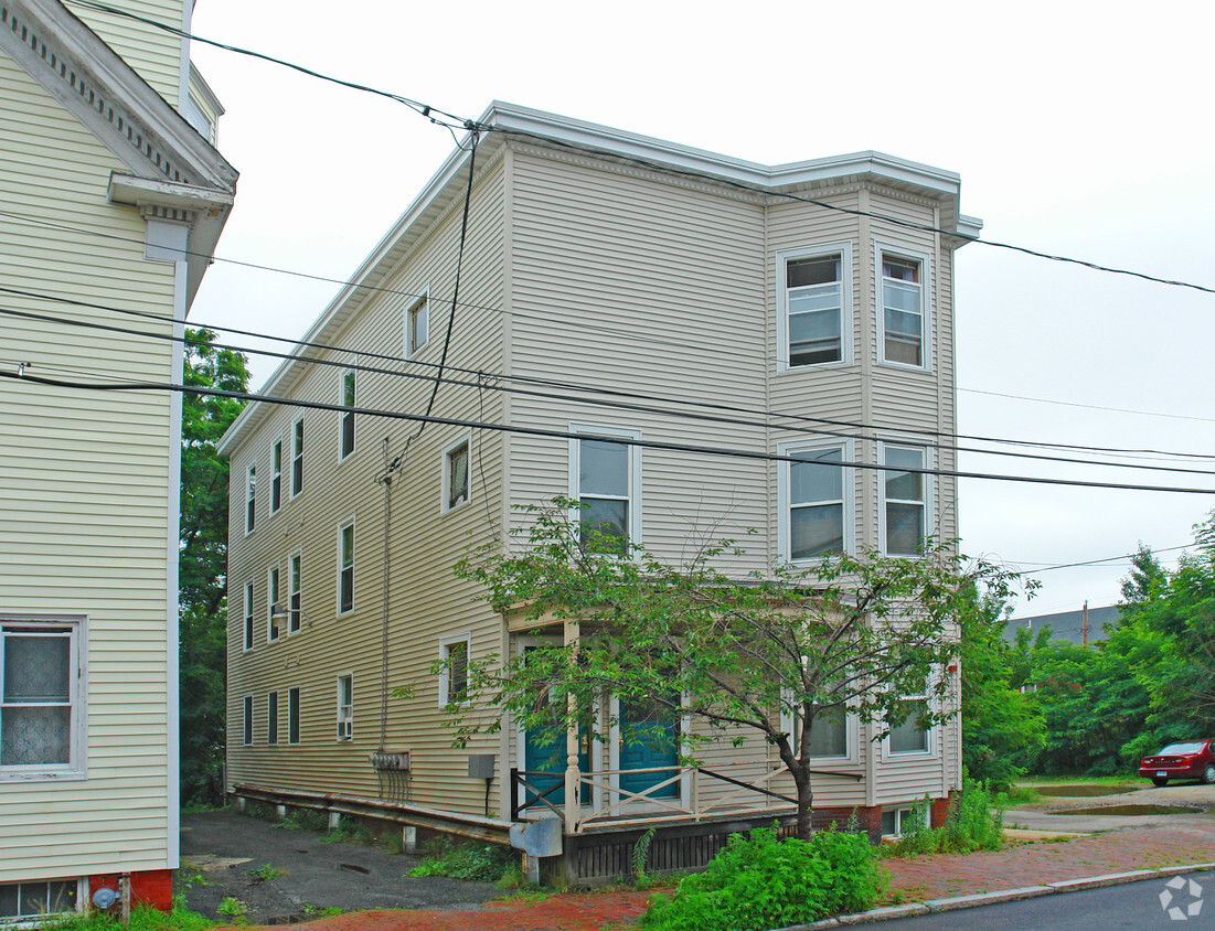 Building Photo - 91 Atlantic St