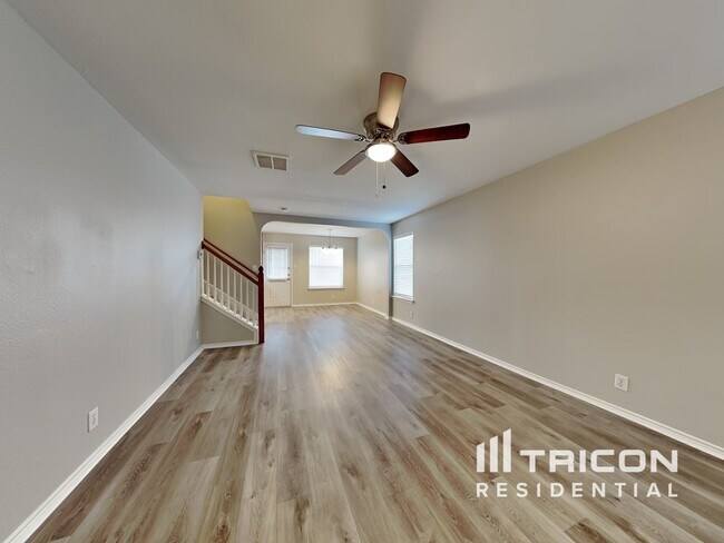 Building Photo - 6902 Shelbyville Ct
