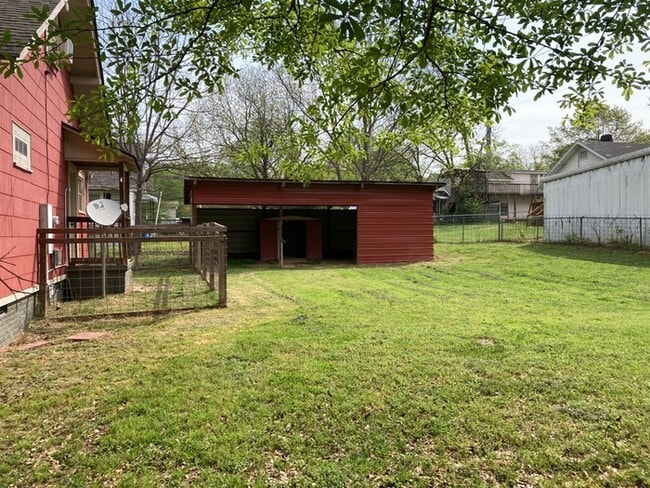 Building Photo - All About Location With This Home