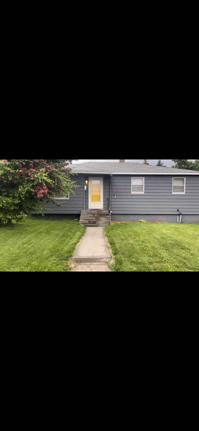 811 E Longfellow Ave, Spokane, WA 99207 - House Rental in Spokane, WA ...