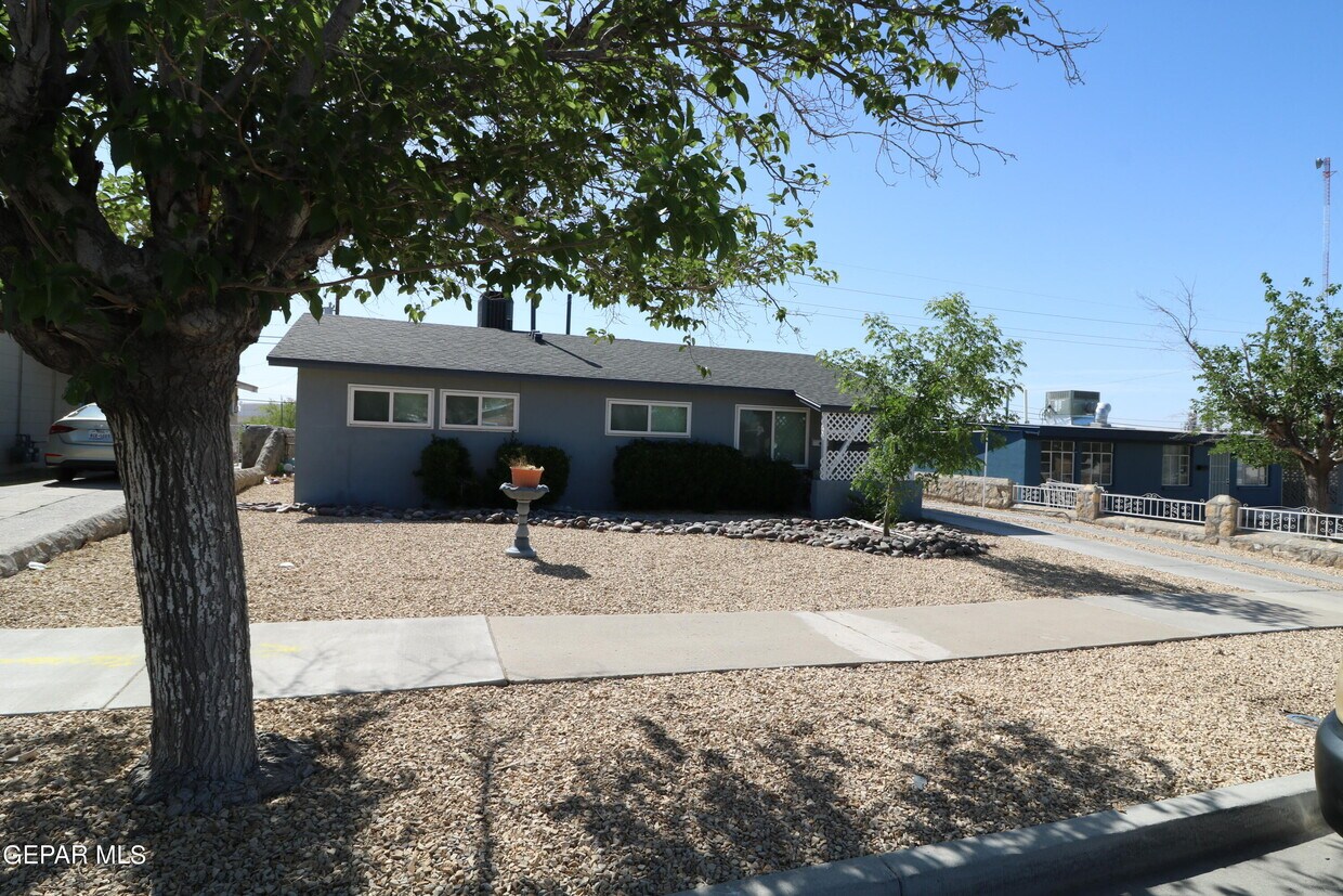 940 Marlow Rd, El Paso, TX 79905 House for Rent in El Paso, TX