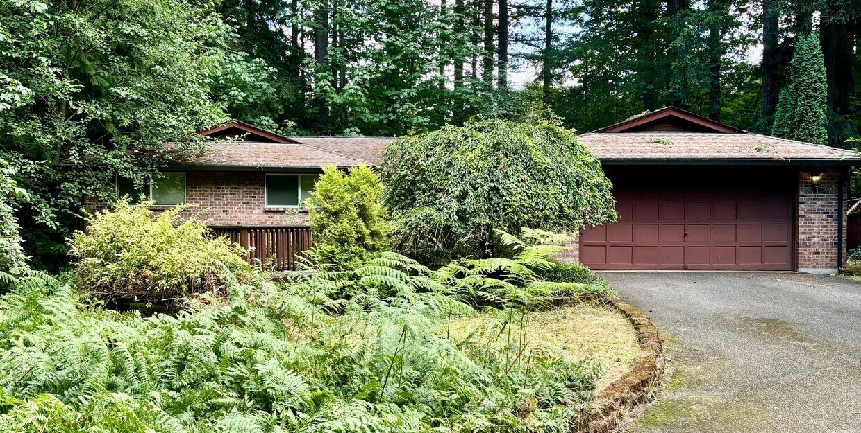 Primary Photo - 3 Bed / 2.5 Beaver Lake home in Sammamish ...