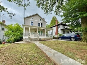 Building Photo - 1257 Lawrence St NE