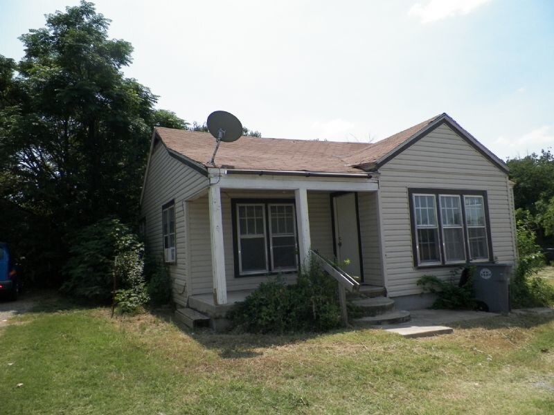 Primary Photo - 1606 NW Ferris Ave