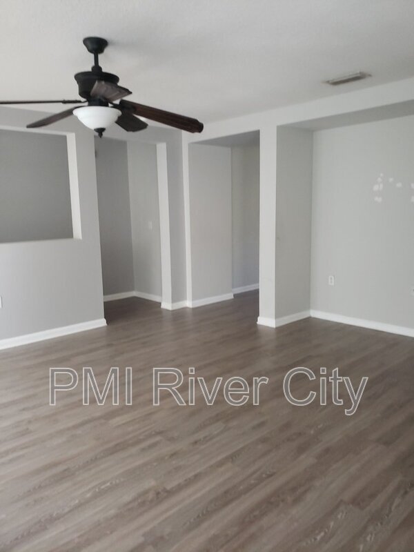 Building Photo - 2220 Mandy Lakes Ct