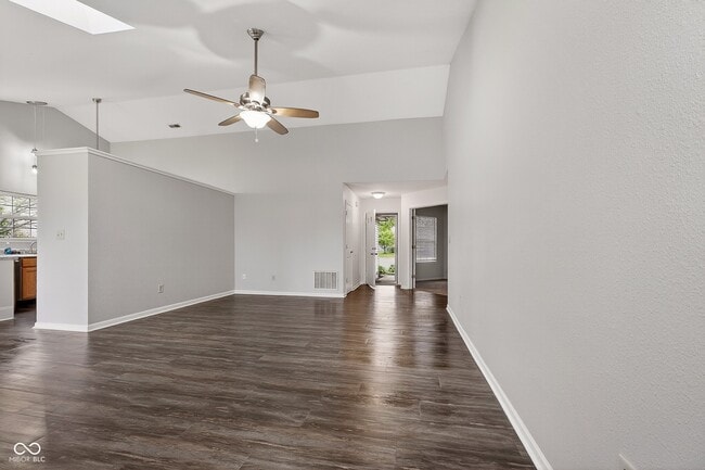 Building Photo - 6626 Crossbridge Dr