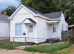 Building Photo - 2617 Slevin St