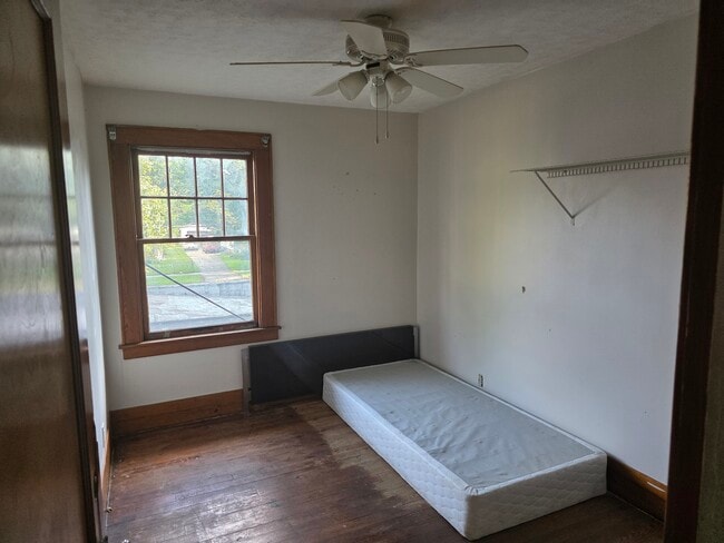 Foto del edificio - 1720 Coleman Ave