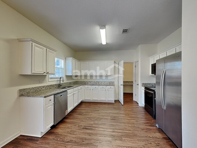 Foto del edificio - 2613 Newtons Crest Cir