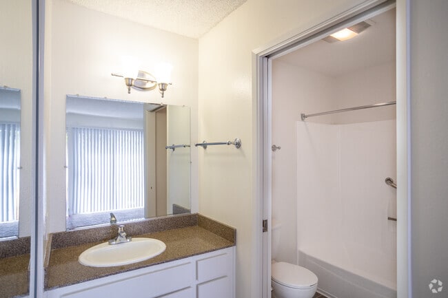 1BR, 1 BA - 650SF - Primary Bathroom - Shepard Place
