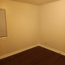 Building Photo - 220 Taft St