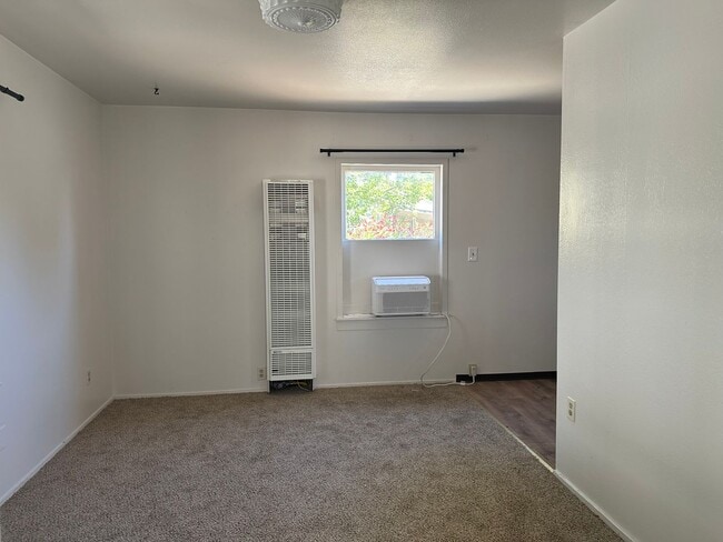Building Photo - Terrace2121