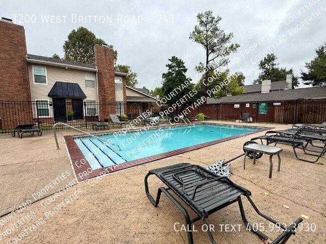 Building Photo - 3200 W Britton Rd