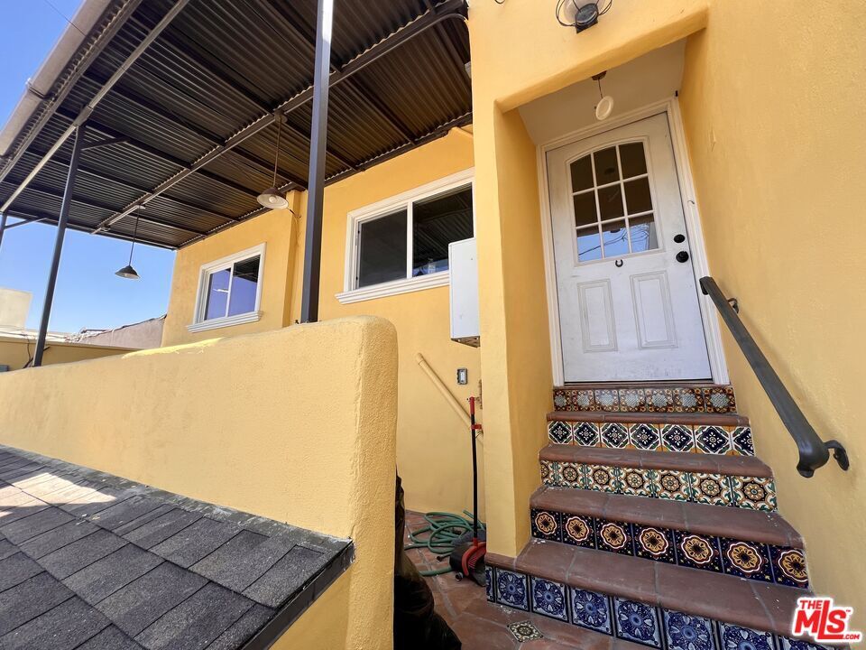 Foto principal - 2737 S Robertson Blvd