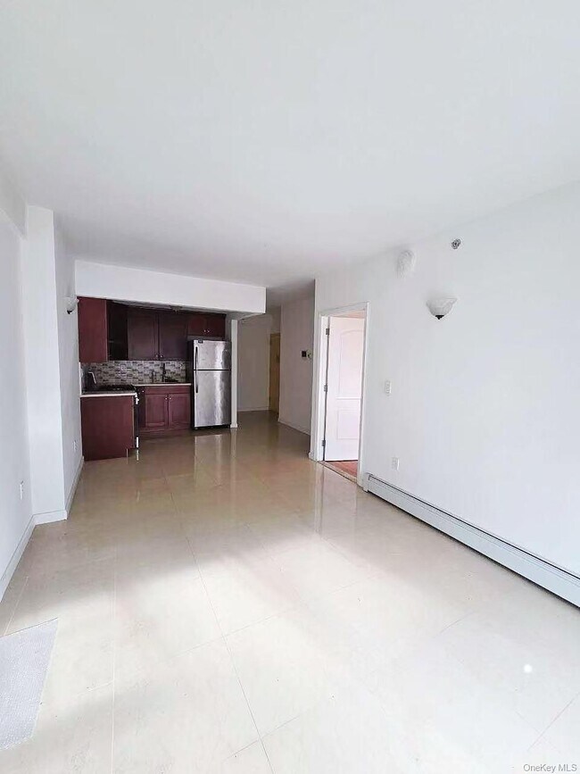 Foto del edificio - 71-66 Parsons Blvd