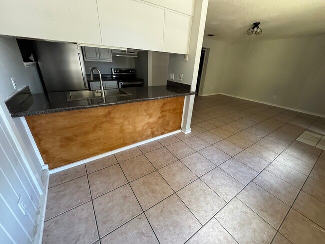 Building Photo - 1863 Nekoma Ct