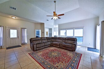 Building Photo - 7407 Creekfield Dr