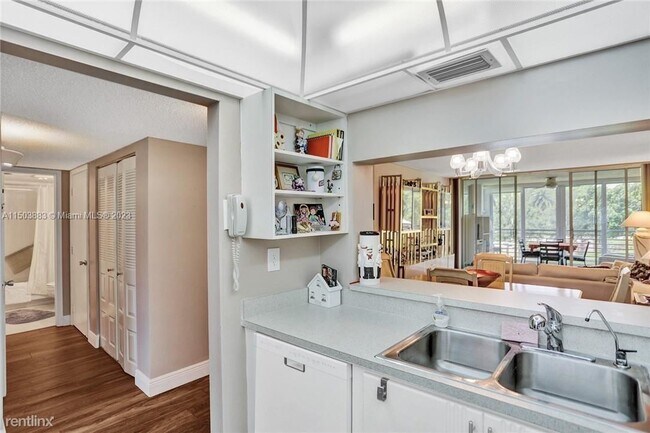 Foto del edificio - 3 br, 2 bath House - 1830 Sabal Palm Dr Ap...