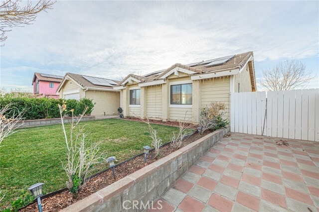 Building Photo - 38659 Angele Trumpet Ct