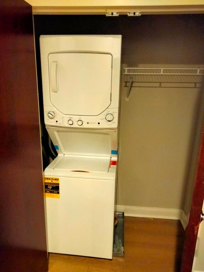 Foto del edificio - 44 Imlay St